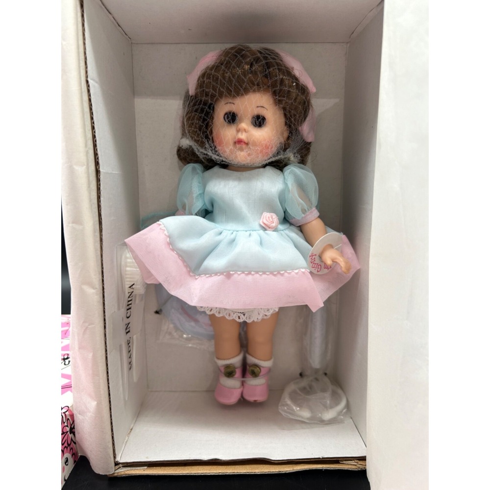 Vogue Ginny Doll 8" Ice Cream Parlor #8HP47 Collection Brunette Brown Eyes New